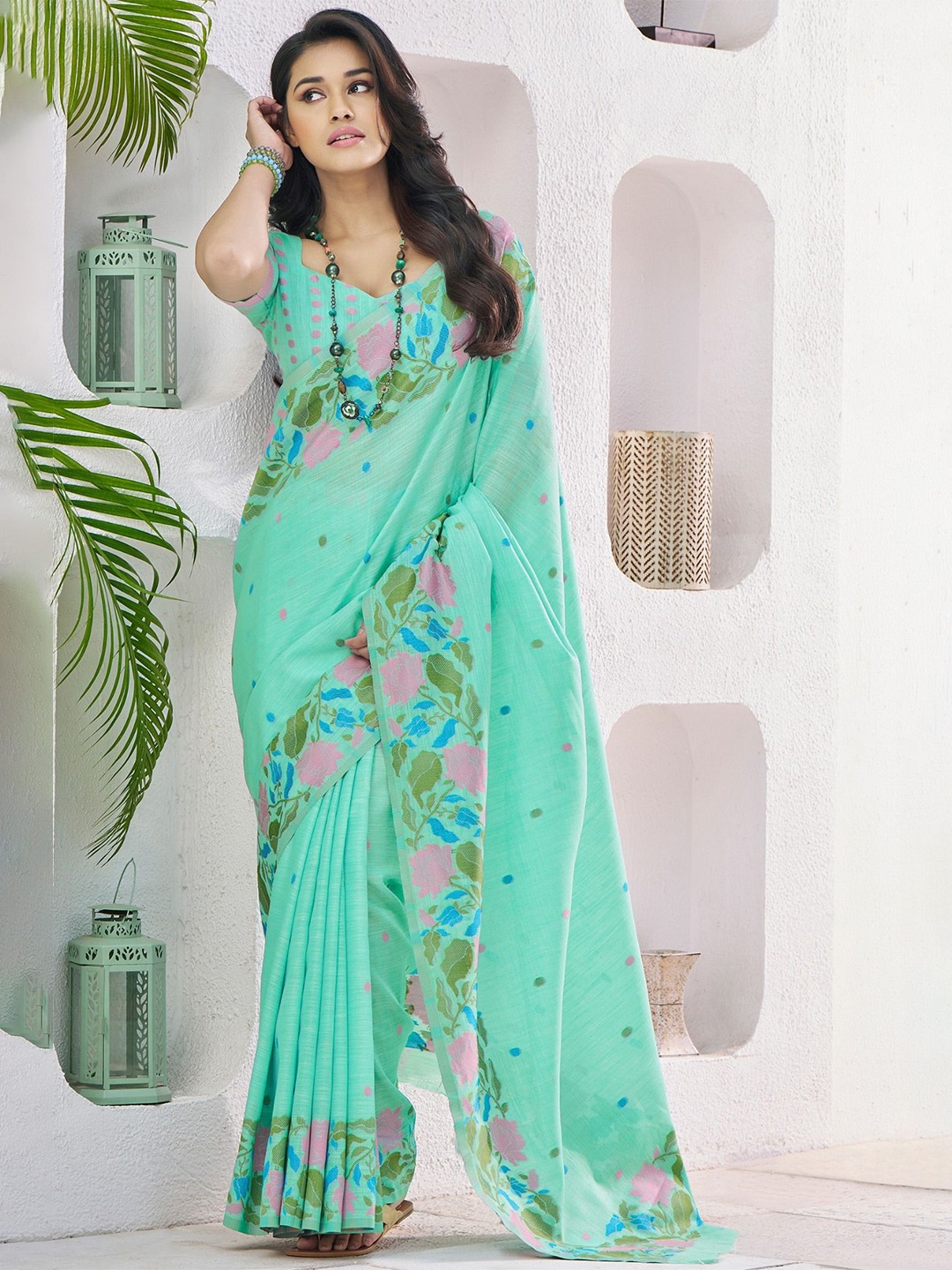 

MySilkLove Monte Carlo Green Woven Linen Saree