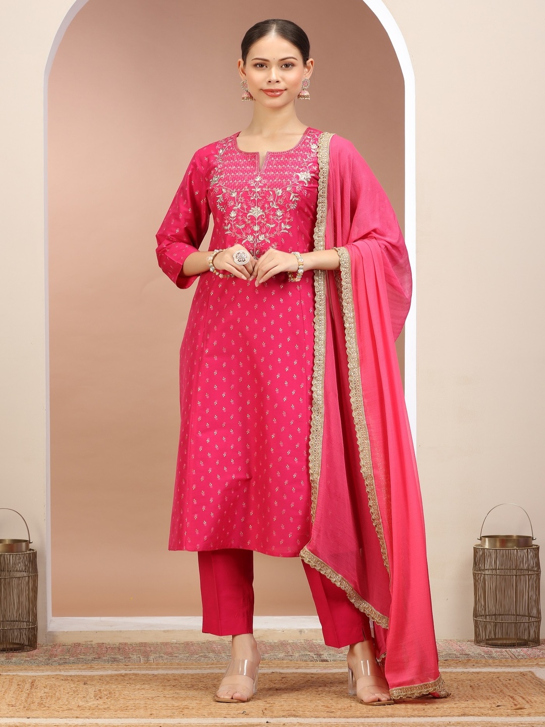 

COTTON CULTURE Women Floral Embroidered Regular Pure Silk Kurta with Palazzos & With Dupatta, Pink