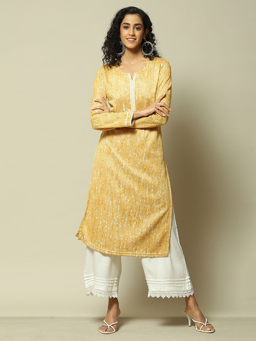 

Rangriti Abstract Printed Notch Neck Straight Kurta, Yellow