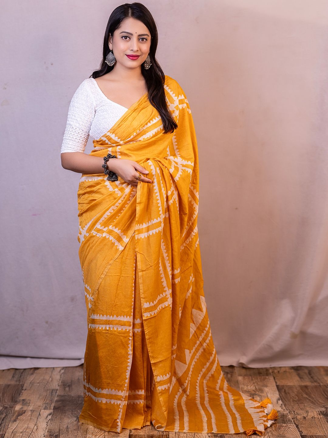 

DIVASTRI Batik Designer Chanderi Saree, Mustard