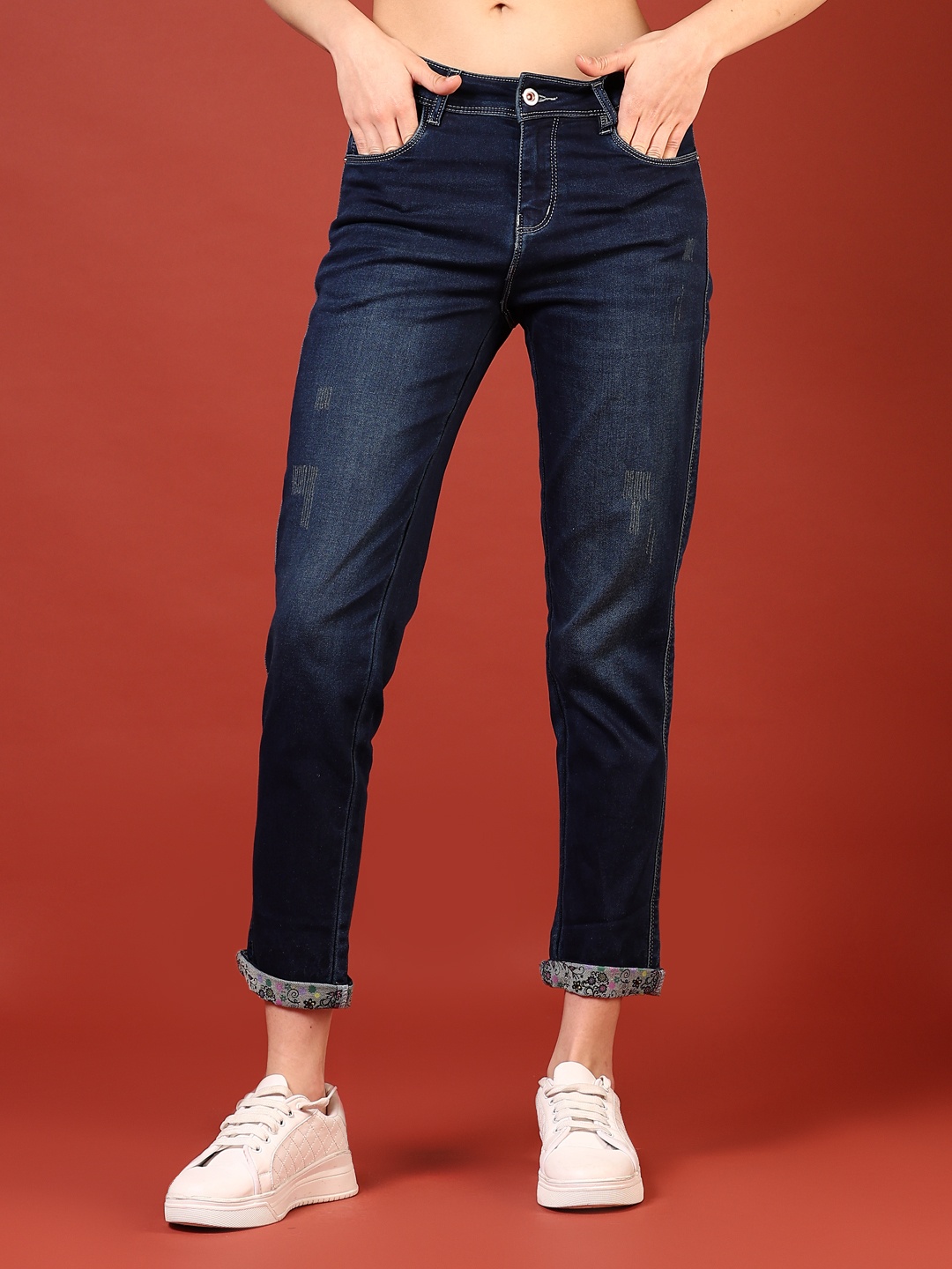 

V-Mart Women Skinny Fit Light Fade Jeans, Blue