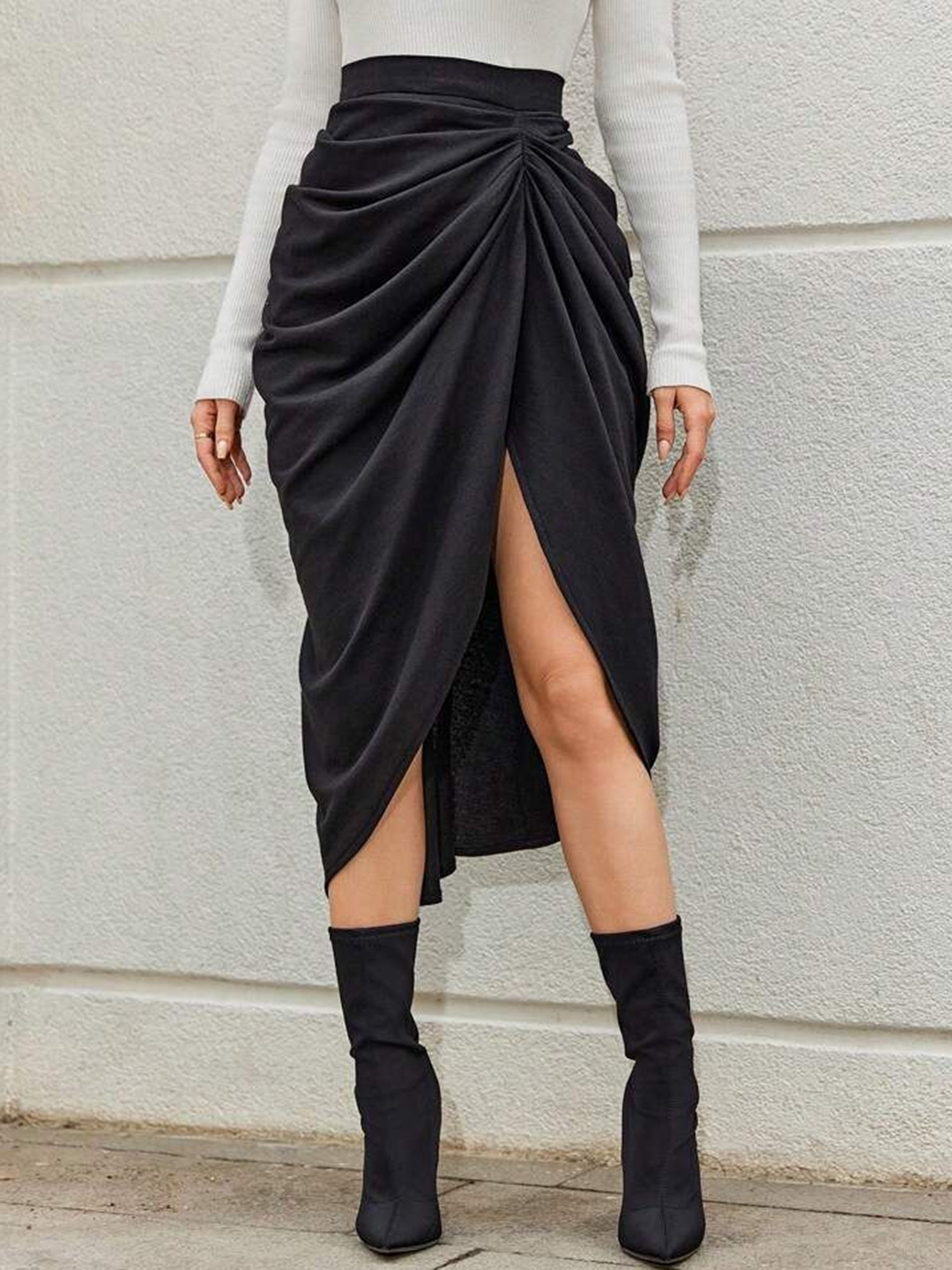 

The Roadster Lifestyle Co Tied Up Long Skirt, Black