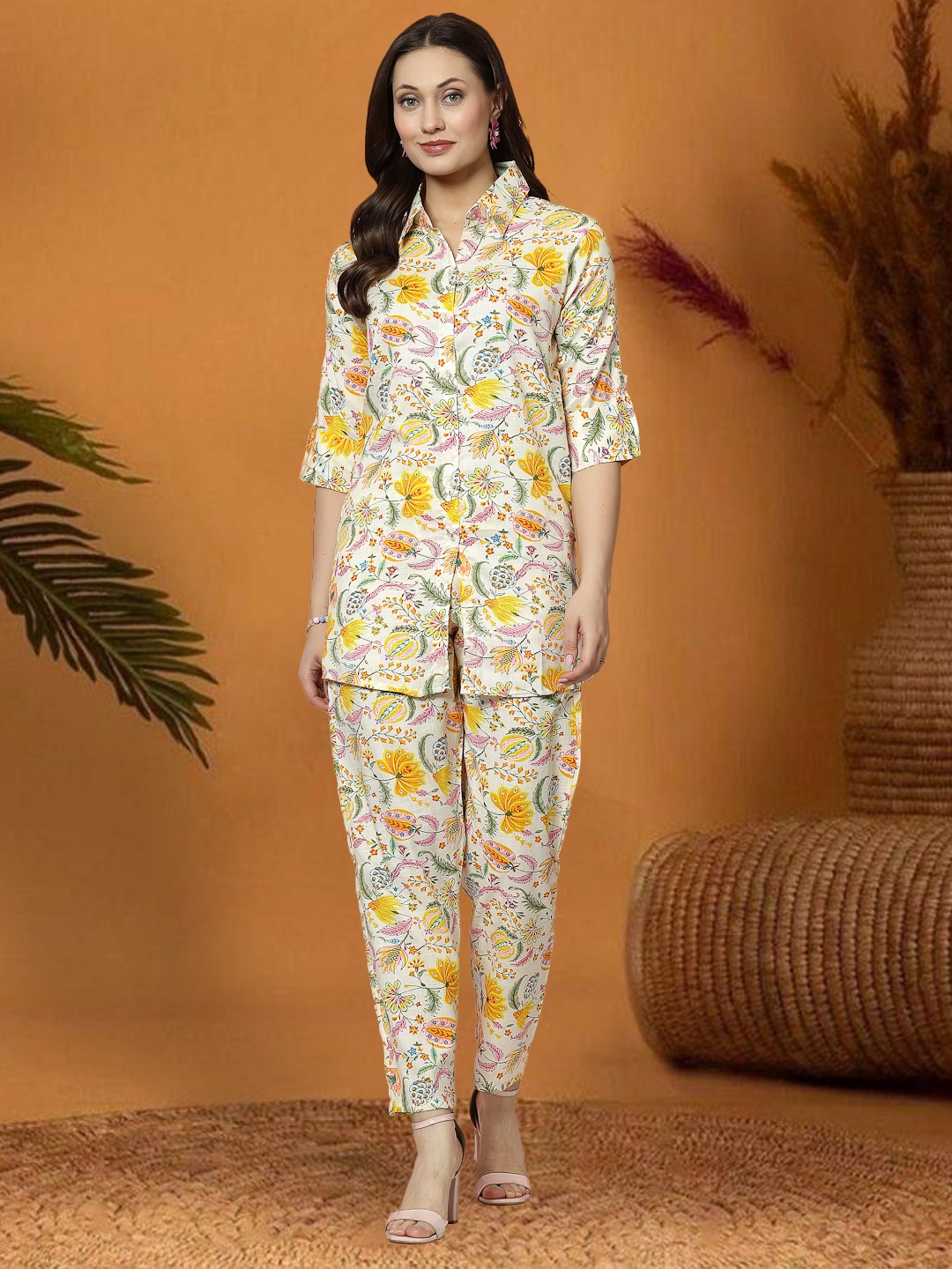 

Moda Rapido Printed Shirt & Trousers, Yellow