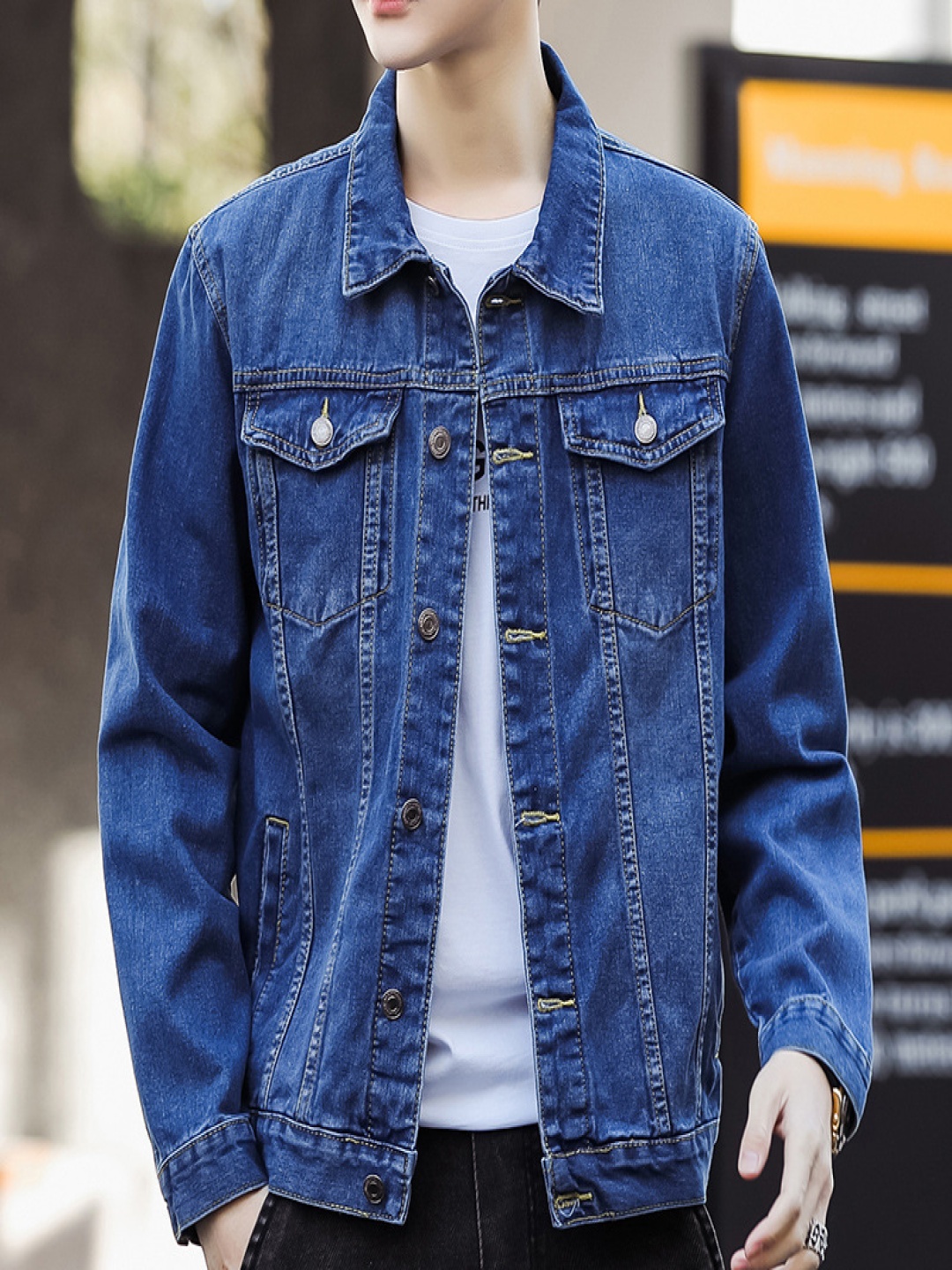

StyleCast Men Denim Jacket with Embroidered, Blue