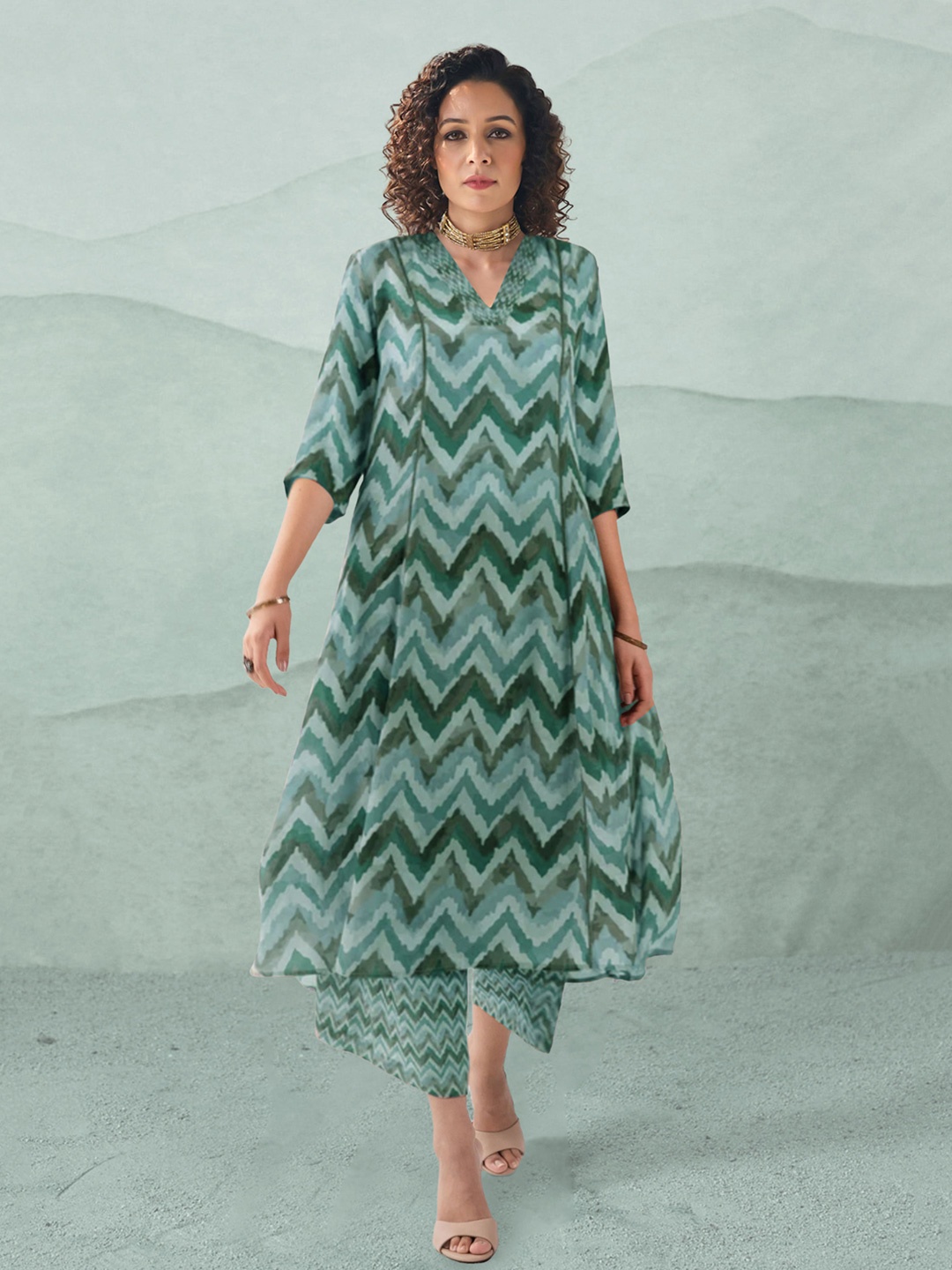 

BAESD Women Printed Regular Kurta with Palazzos, Green