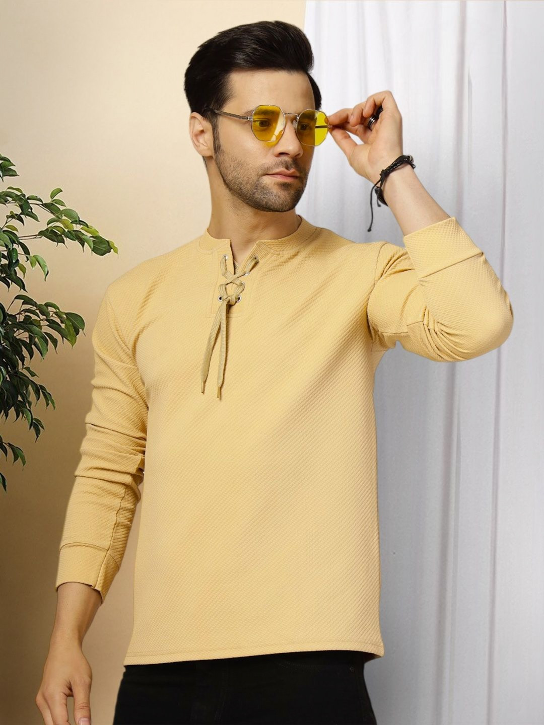 

Moda Rapido Men T-shirt, Beige