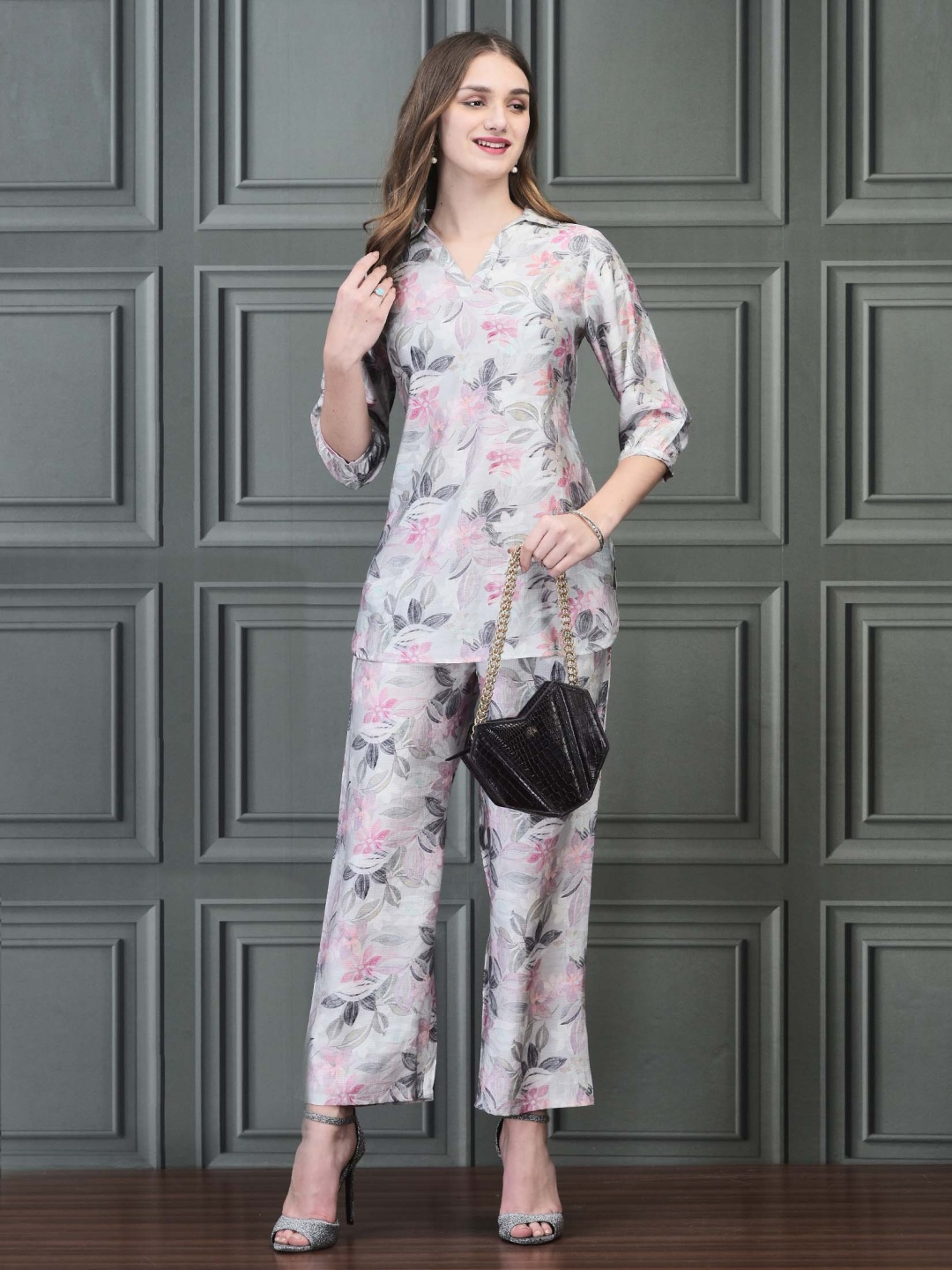 

Shree Floral Printed Shirt Collar Tunic With Trousers, Grey