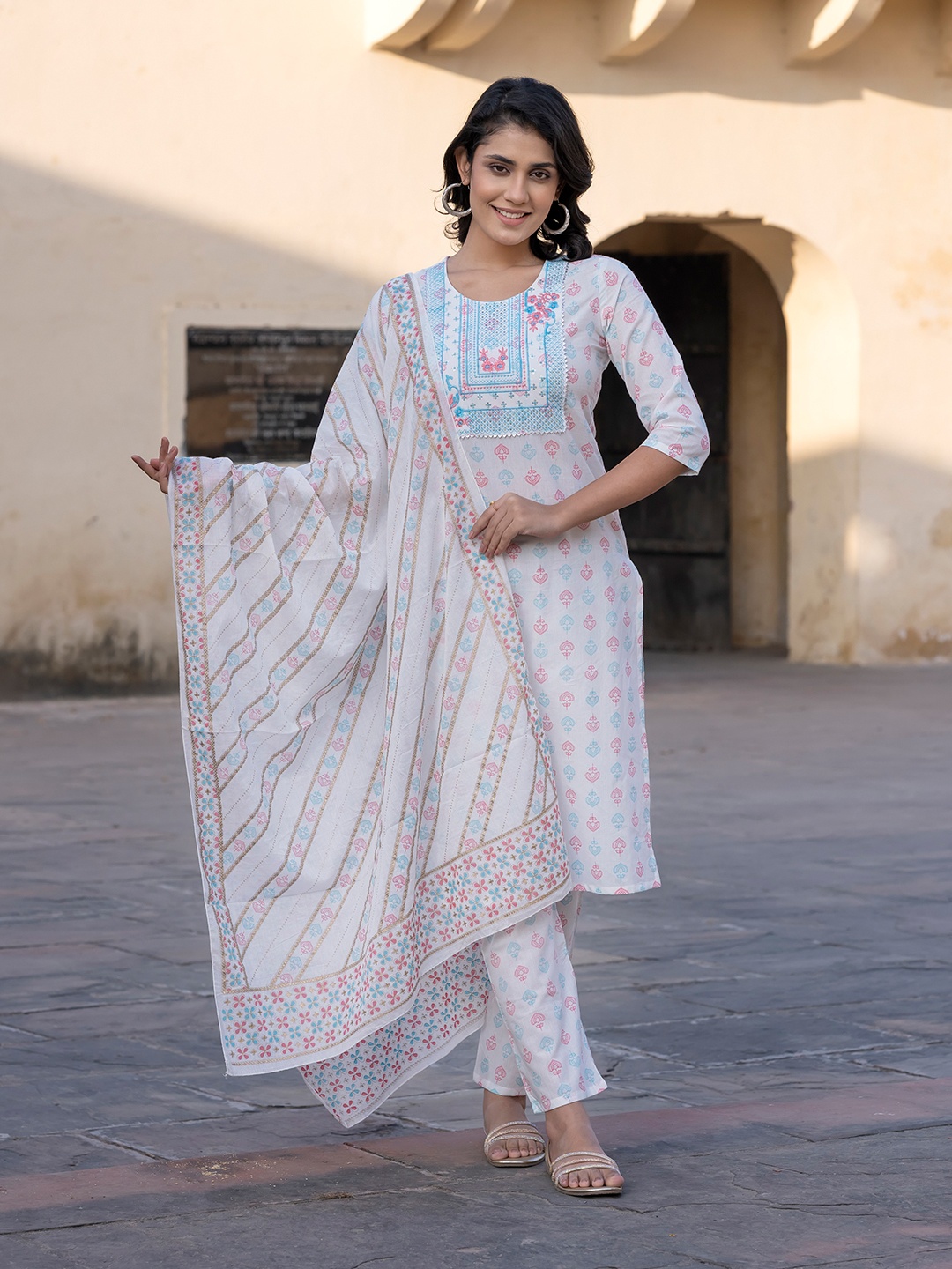 

KALINI Women Ethnic Motifs Embroidered Regular Pure Cotton Kurta with Trousers & With Dupatta, White