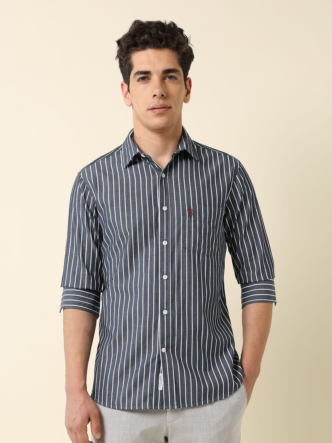 

U.S. Polo Assn. Men Classic Tailored Fit Opaque Striped Casual Shirt, Blue