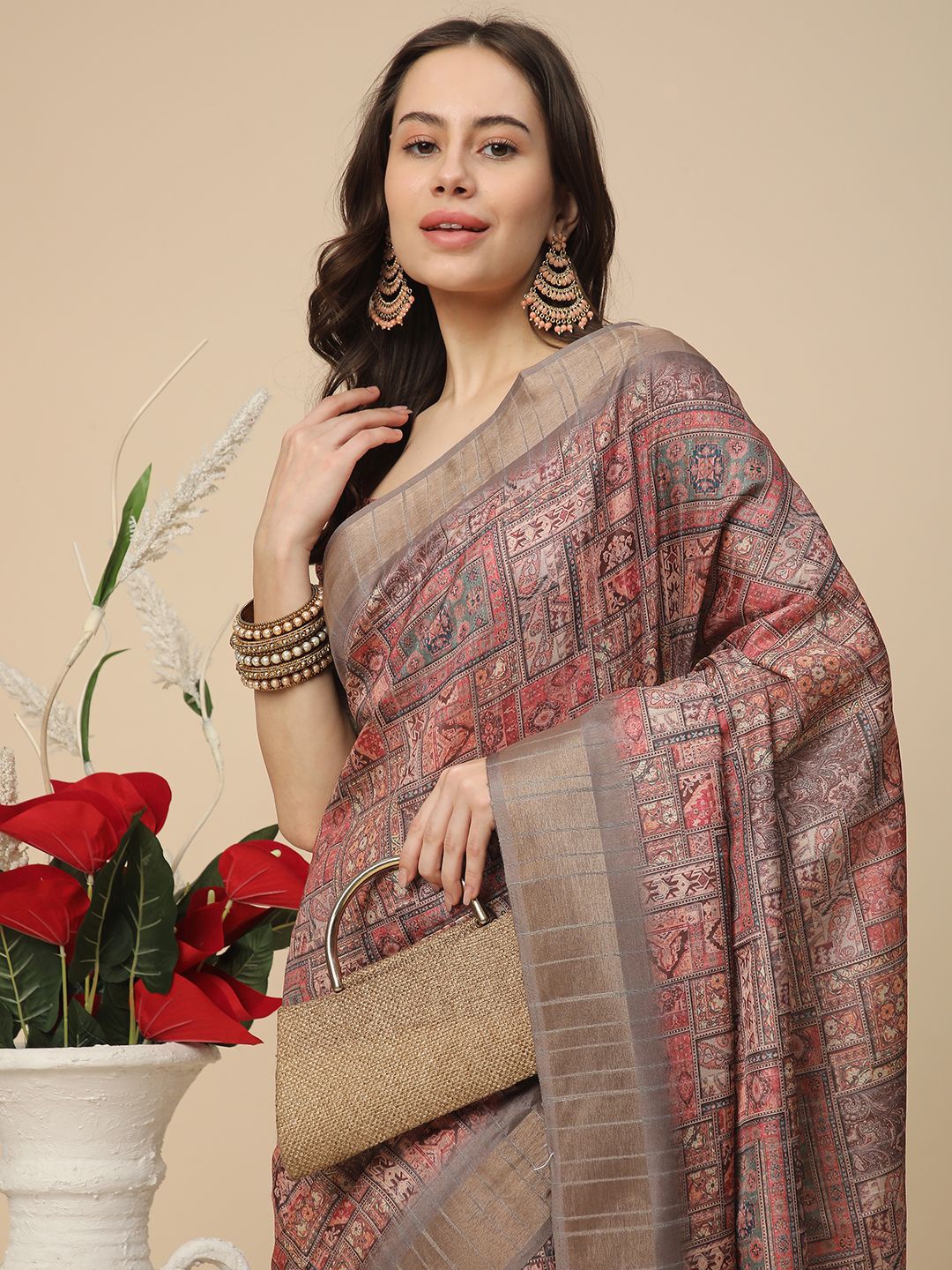 

RATAN Floral Zari Art Silk Saree, Brown