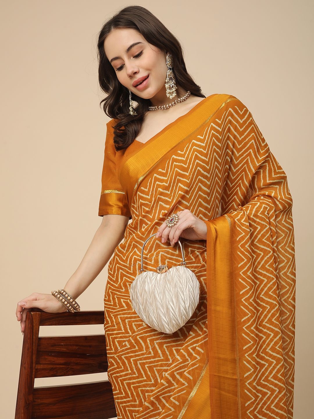 

RATAN Zari Poly Georgette Saree, Mustard