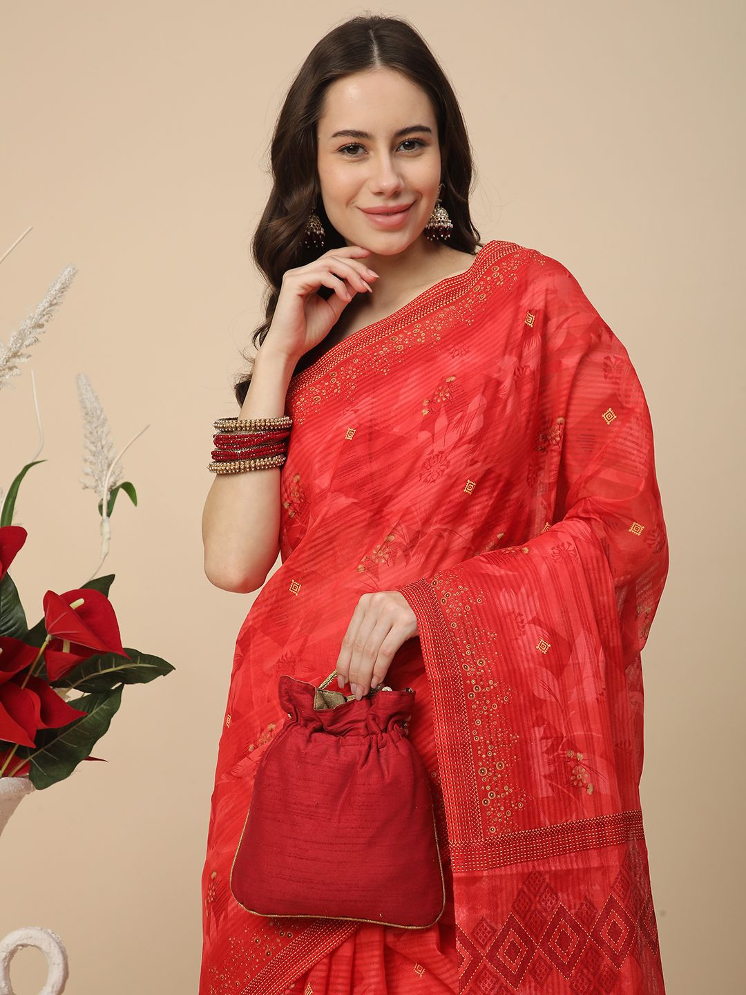 

RATAN Floral Pure Cotton Saree, Red