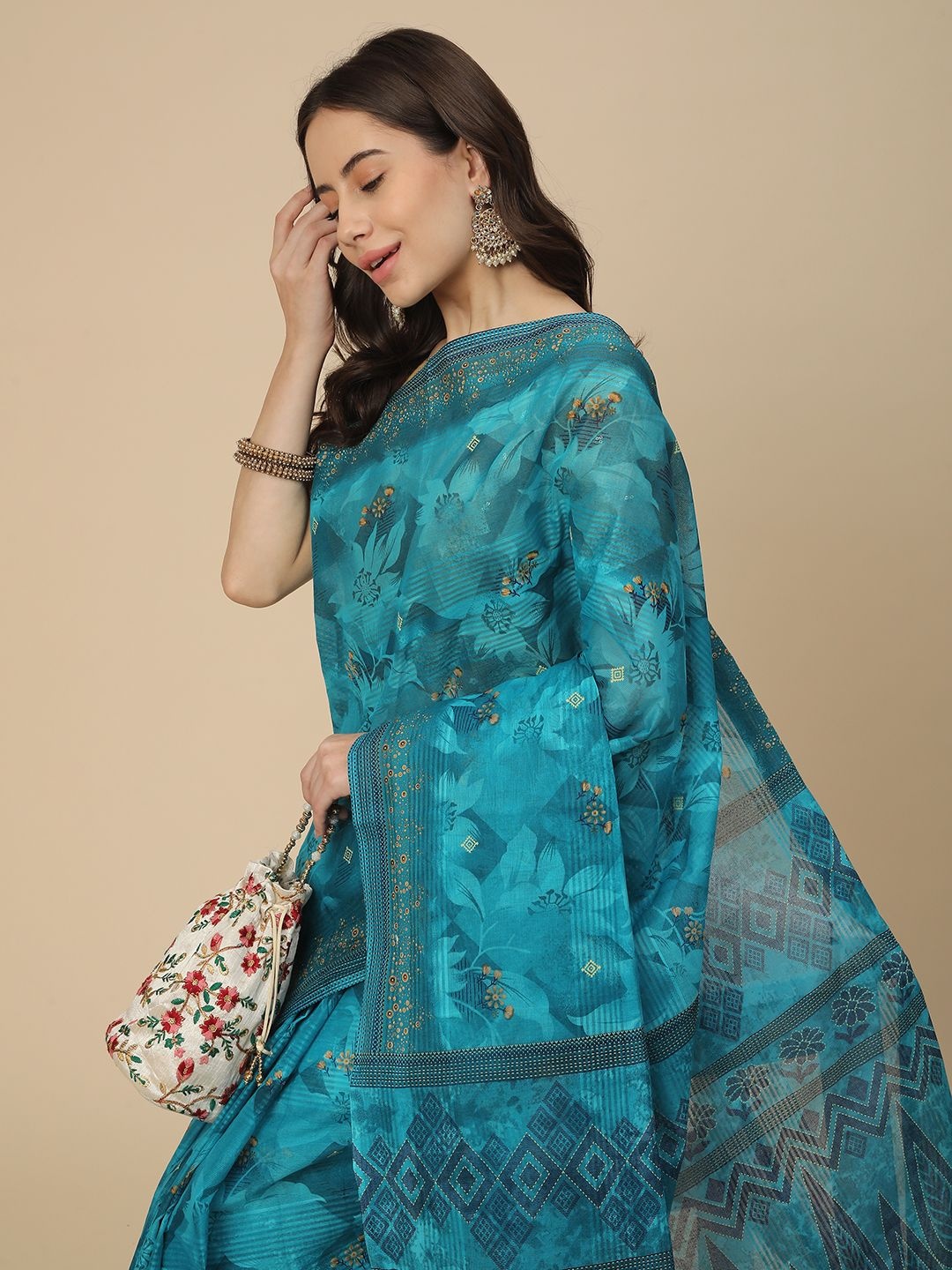 

RATAN Floral Pure Cotton Saree, Blue