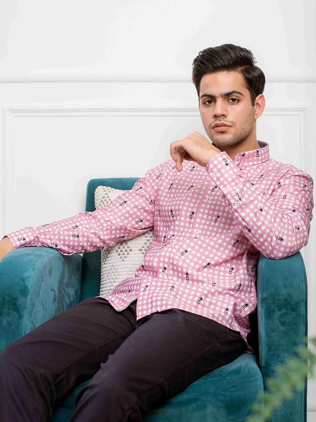 

Eleven Brothers Men Opaque Checked Casual Shirt, Pink