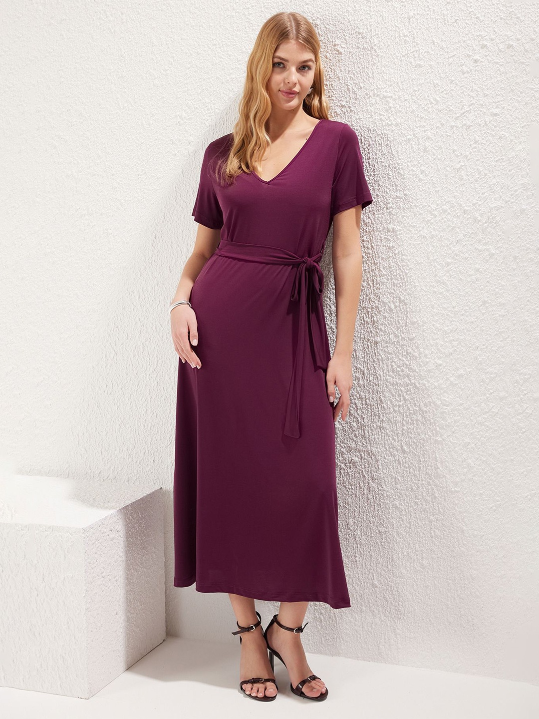 

Trendyol Maxi Midi Dress, Na