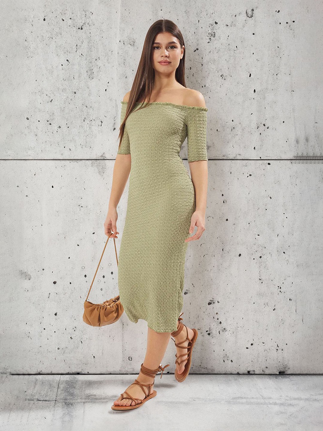 

Trendyol Off-Shoulder A-Line Midi Dress, Na