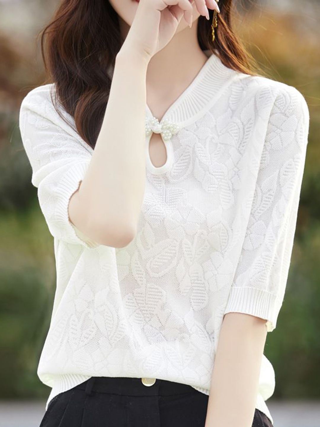 

StyleCast Women V-Neck T-shirt, White