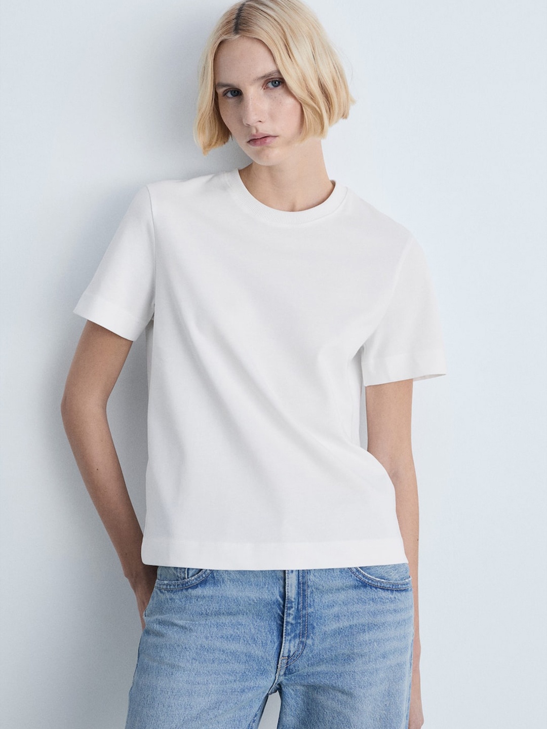 

MANGO Pure Cotton Solid Casual T-shirt, White