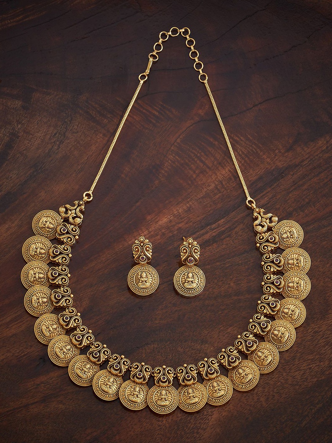 

Kushal's Fashion Jewellery Ruby Gold-Plated Ethnic Antique Jewellery Set