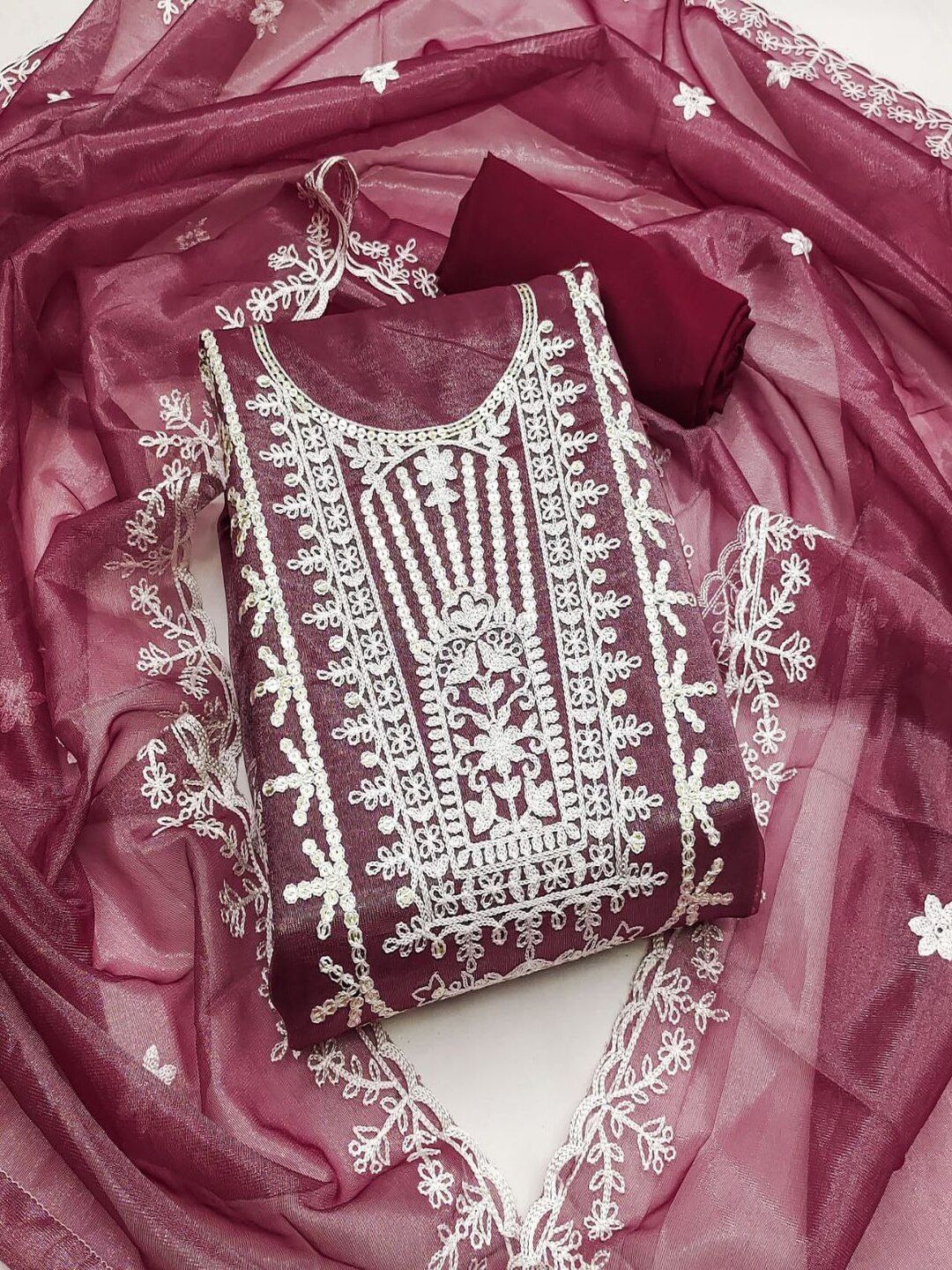 

REALLTREND Ethnic Motifs Embroidered Organza Unstitched Dress Material, Magenta