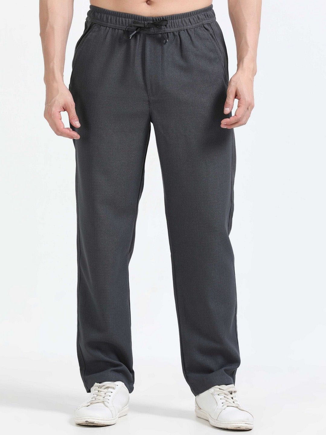 

THE BEETEL HOUSE Men Relaxed Fit Lazy Linen Traveller Trousers, Grey