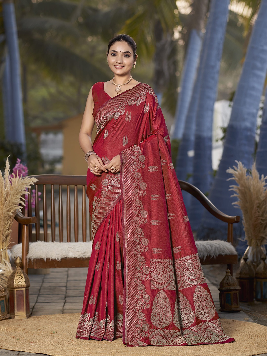 

MANOHARI Woven Design Zari Pure Silk Banarasi Saree, Red