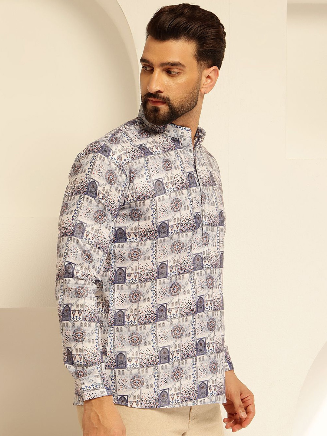 

SOJANYA Ethnic Motifs Printed Mandarin Collar Cotton Straight Kurta, Blue