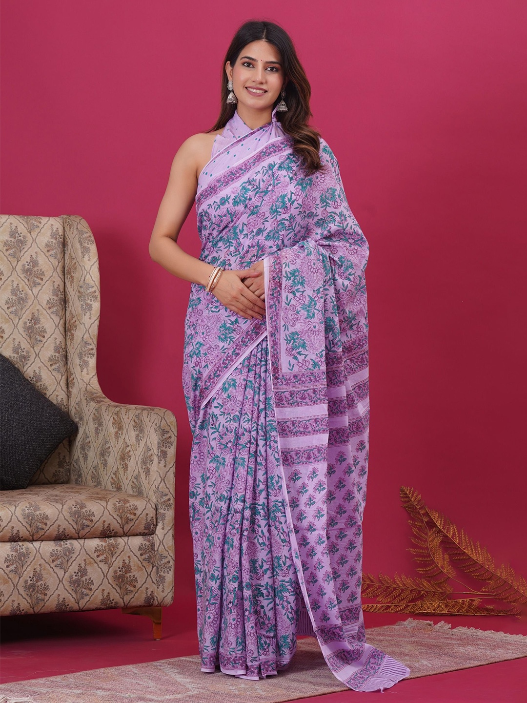 

Shivanya Handicrafts Floral Pure Cotton Block Print Saree, Purple