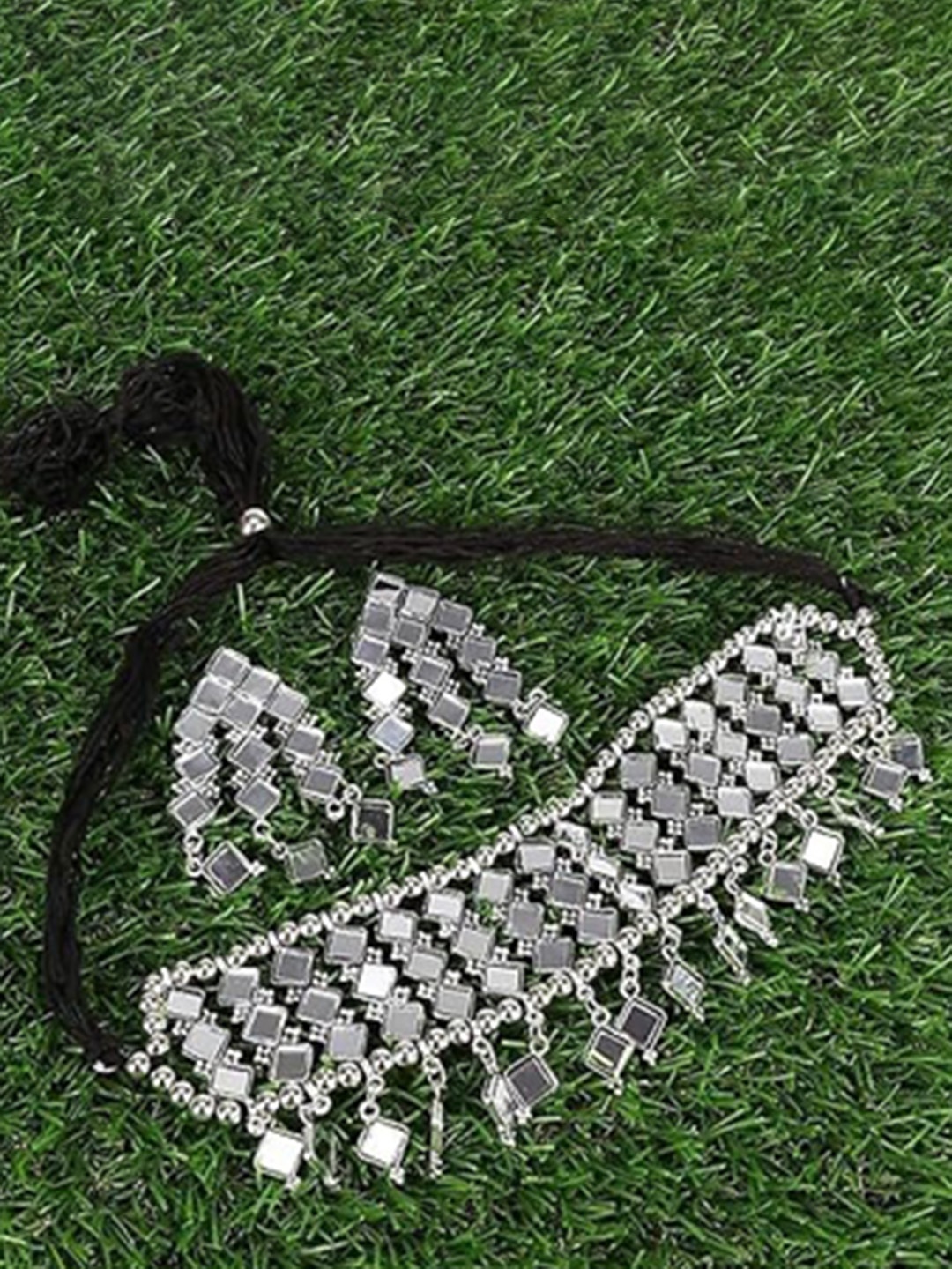 

JMBW INTERNATIONAL Silver-Plated Stones Studded & Beaded Oxidised Necklace & Earrings