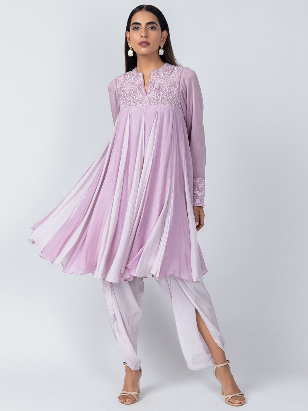 

Label Naariti Women Floral Printed Angrakha Kurti with Dhoti Pants, Lavender