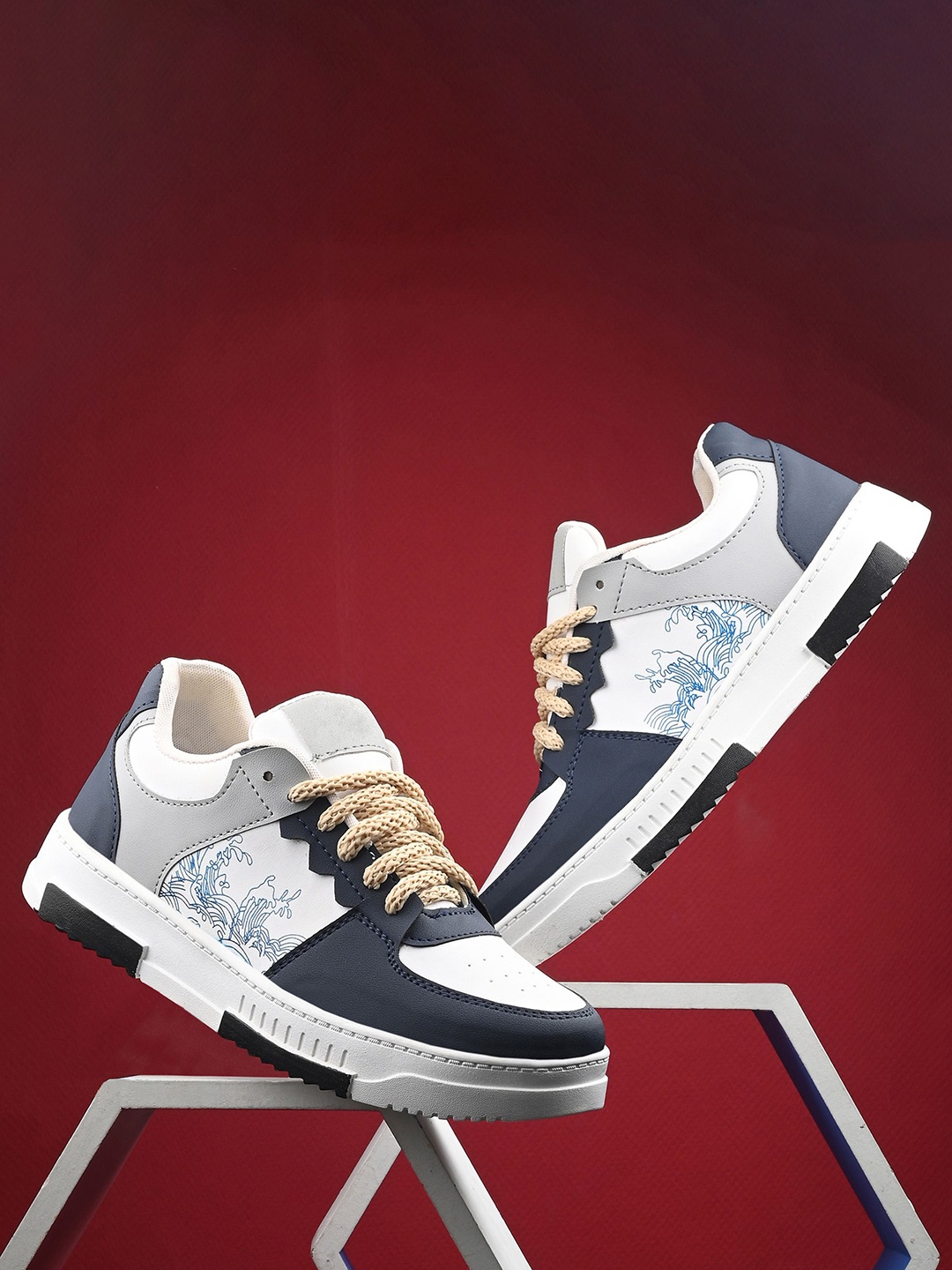 

Shoe Island Men Printed Sneakers, Navy blue