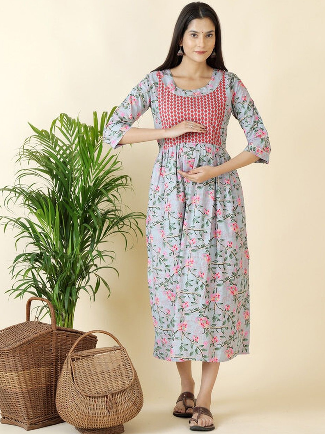 

Moda Rapido Floral Printed Maternity Feeding Dress With Zipper, Multi