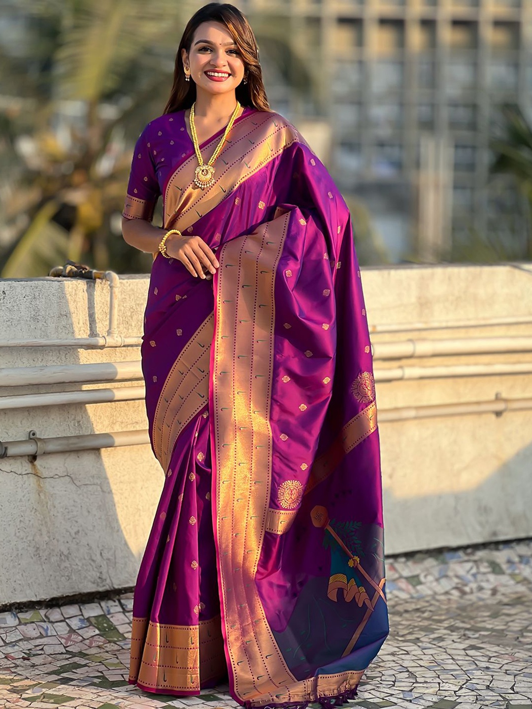 

Panzora Woven Design Zari Silk Blend Paithani Saree, Purple