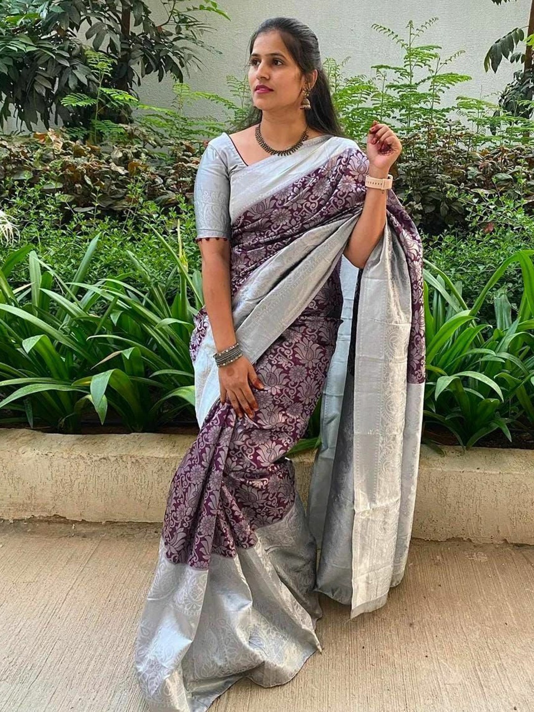 

VILLE FASHION Woven Design Zari Art Silk Kanjeevaram Saree, Brown
