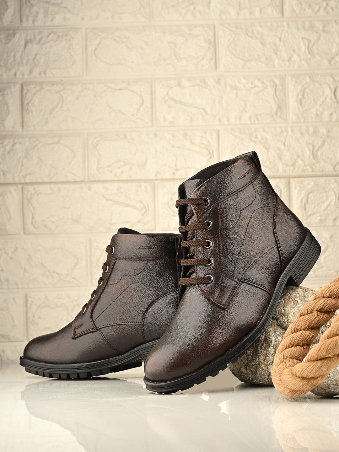 

The Roadster Lifestyle Co Men Leather Lace Up Boots, Brown