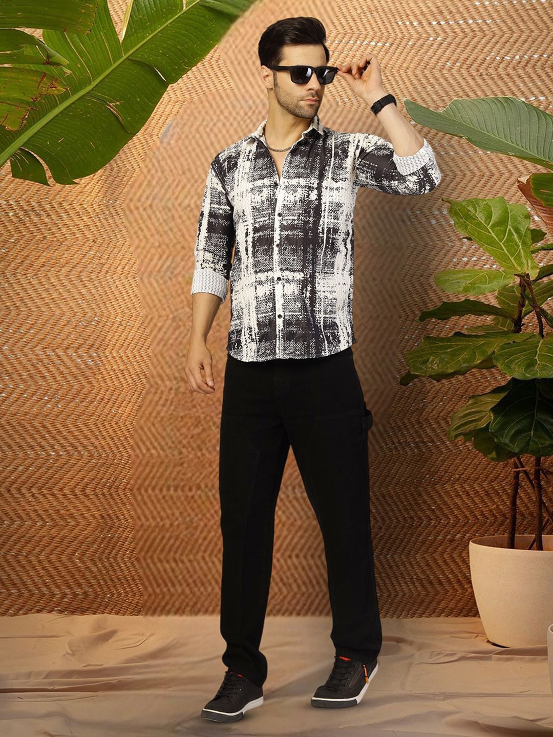

Moda Rapido Men Original Opaque Printed Casual Shirt, Multi