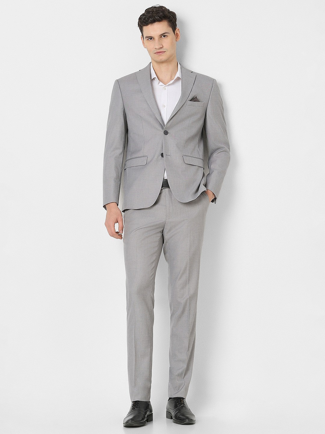 

Peter England Self Design Slim-Fit Single-Breasted Two-Piece Suit, Grey