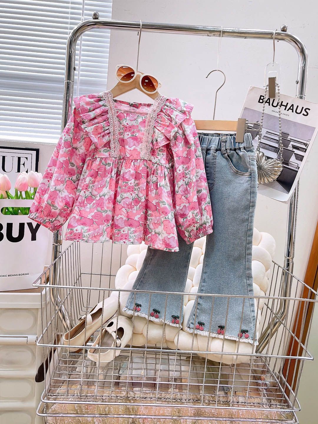 

Xsole Girls Printed Square Neck Top With Trousers, Pink
