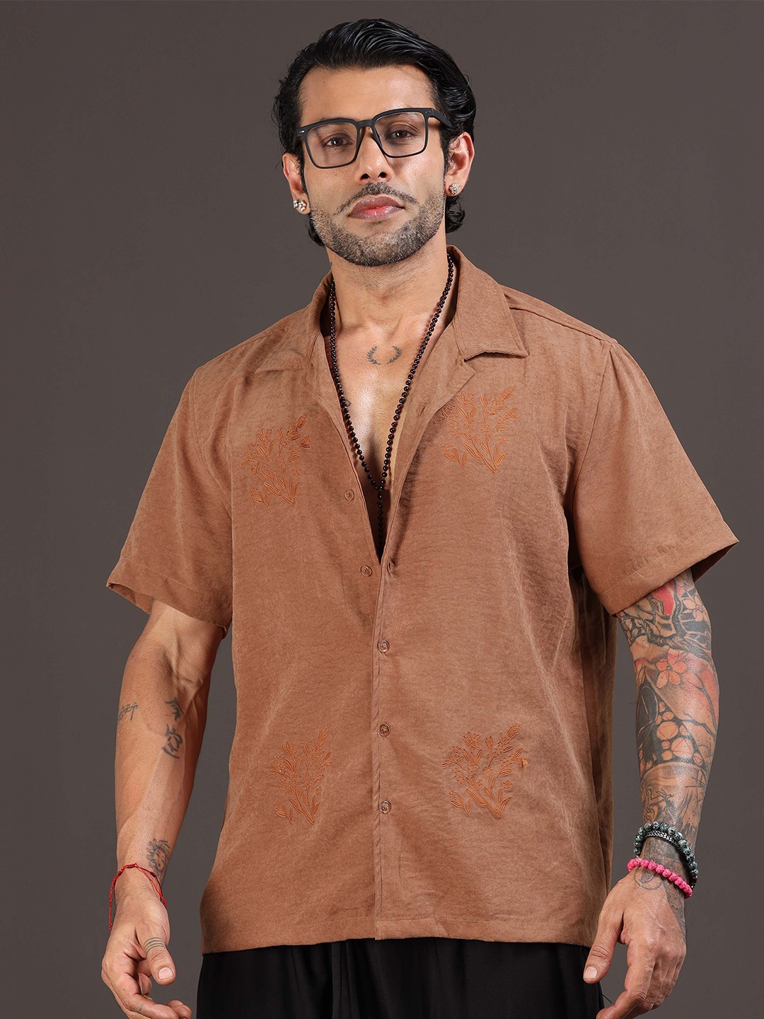 

Italian Colony Men Original Opaque Casual Shirt, Brown
