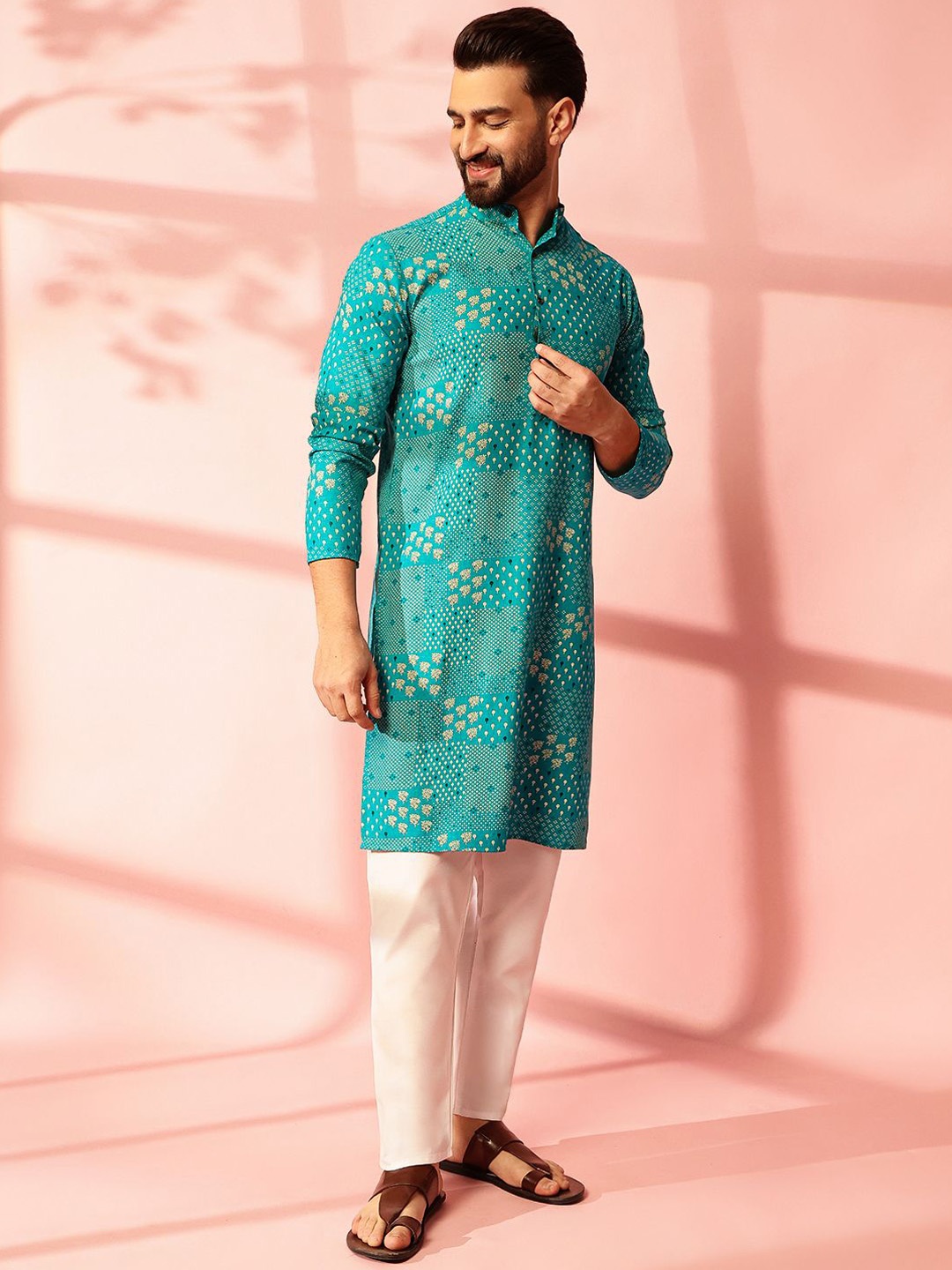 

Anouk Men Bandhani Printed Regular Kurta with Pyjamas, Blue