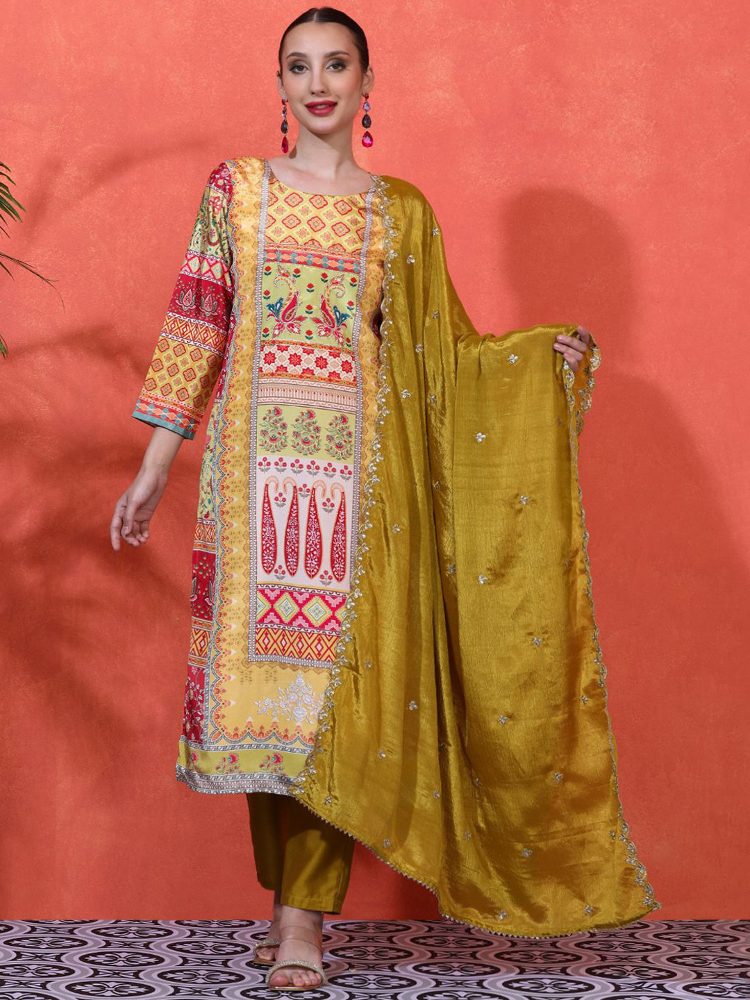 

Sangria Women Printed Straight Kurta With Trousers & Dupatta, Yellow
