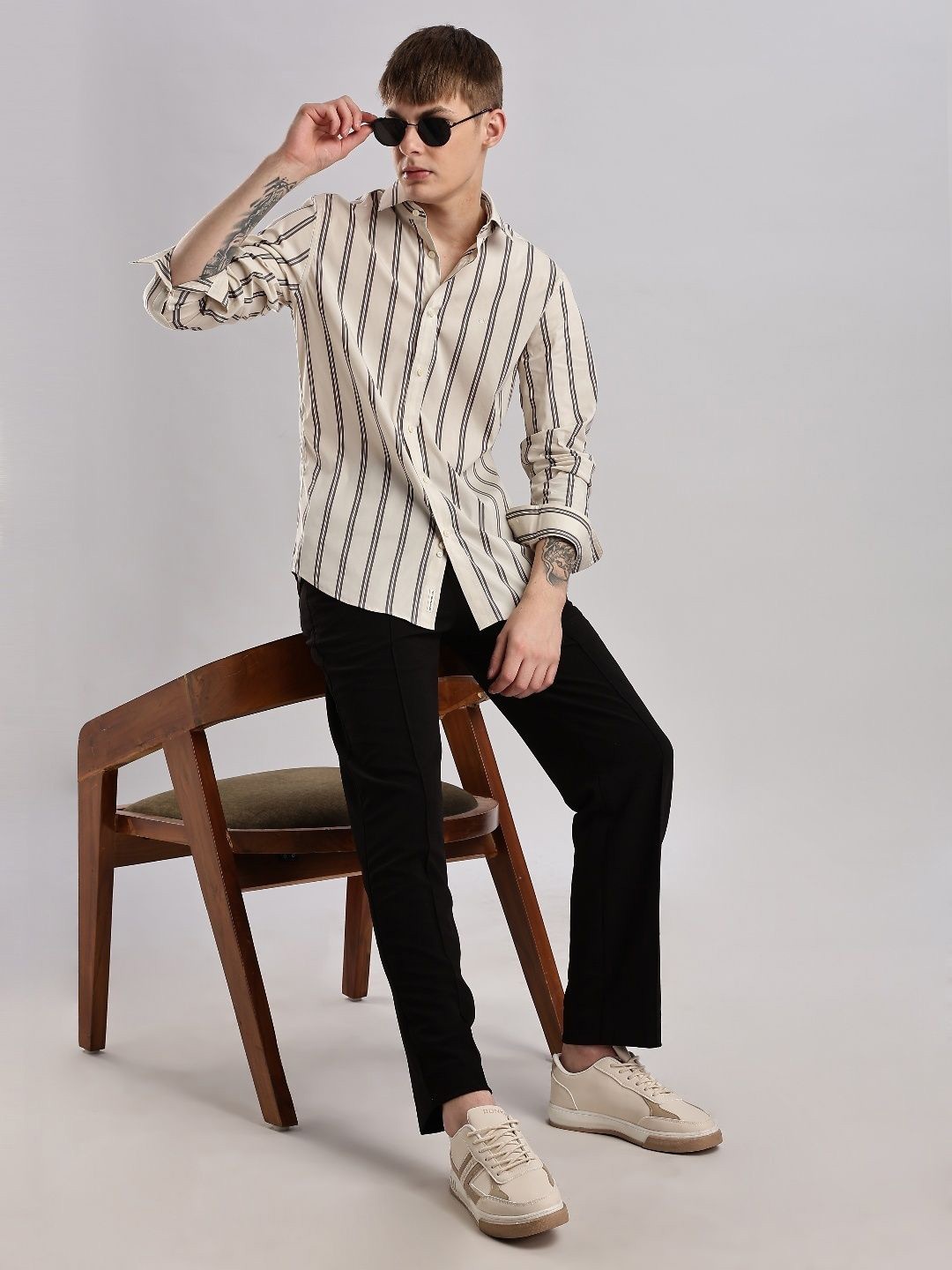 

Calvin Klein Jeans Men Classic Slim Fit Opaque Striped Casual Shirt, Beige