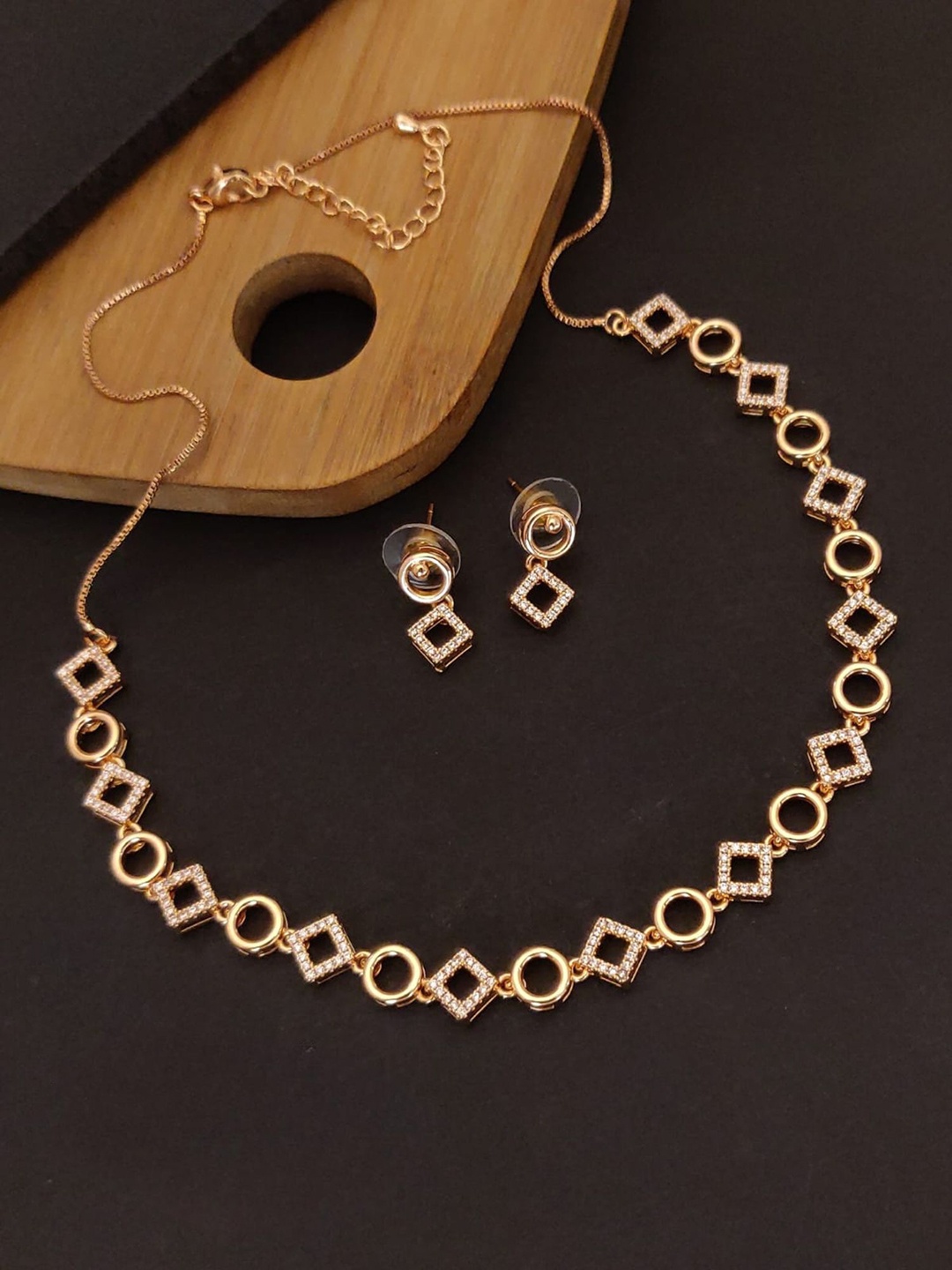 

Rangrozo Jewellery Gold-Plated Artificial Stones Studded Jewellery Set