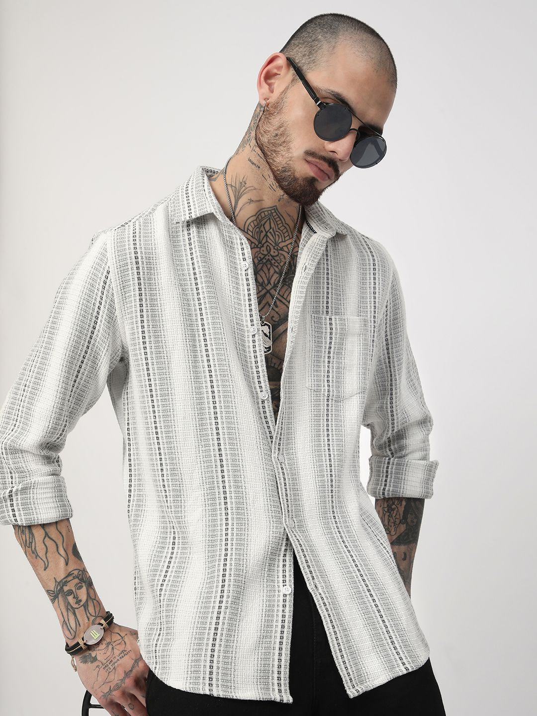 

VASTRADO Men Classic Slim Fit Multi Stripes Opaque Striped Casual Shirt, Grey