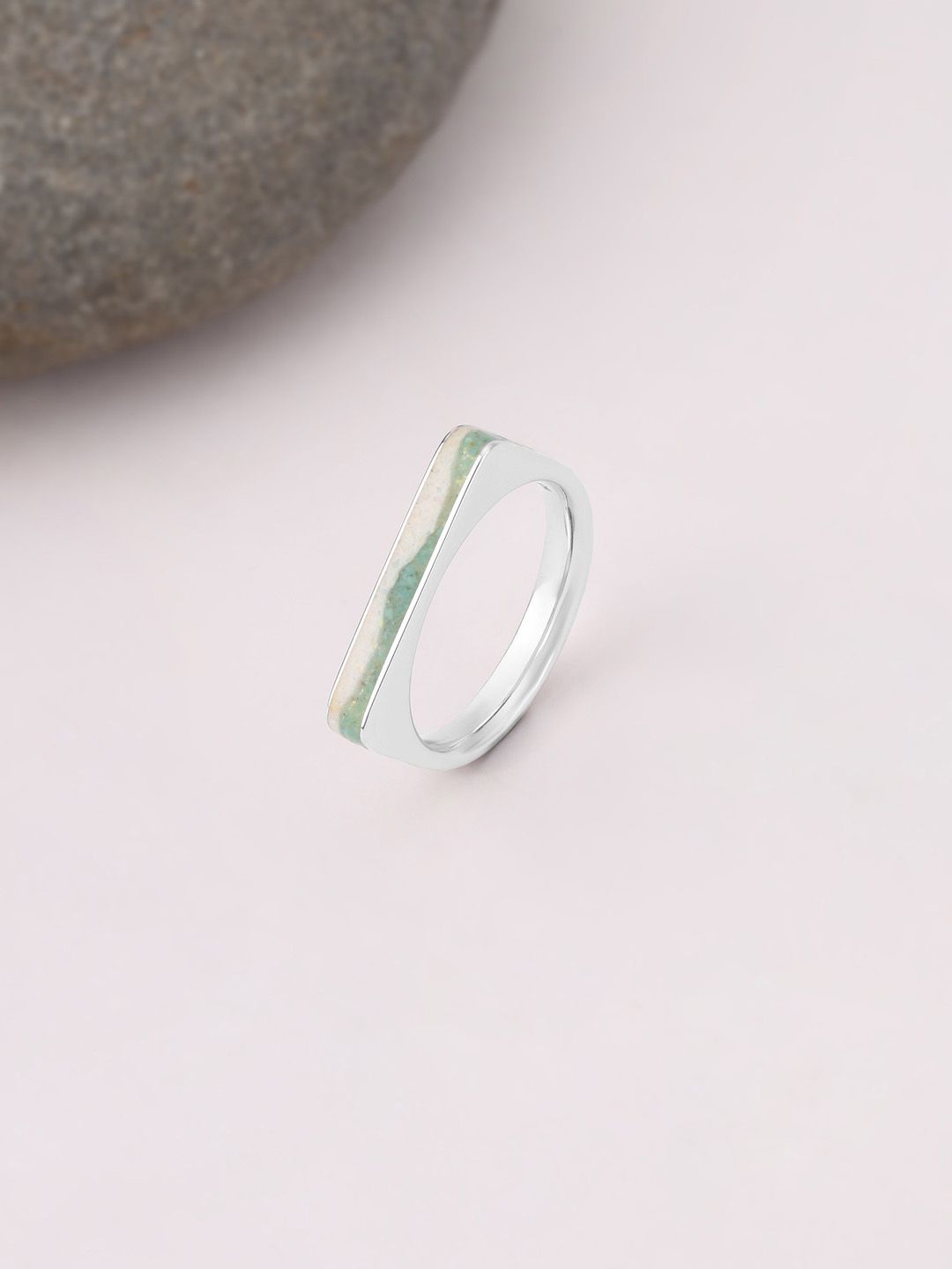 

Mia by Tanishq 925 Sterling Silver Chic Edge Finger Ring