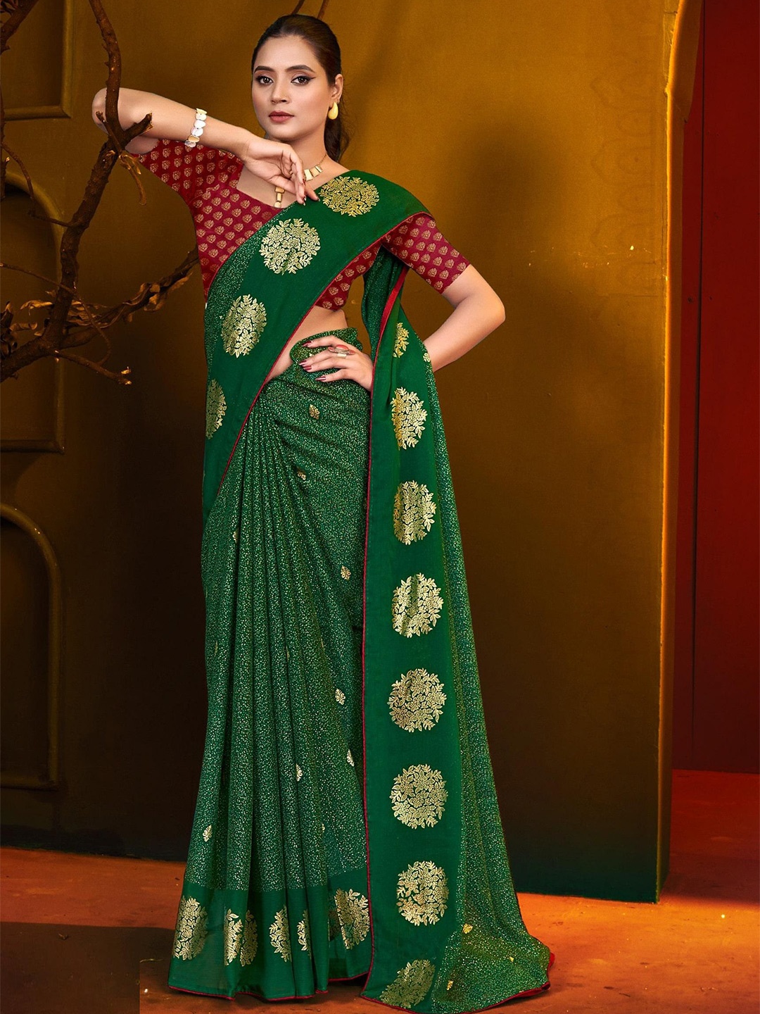 

Reboot Fashions Embellished Pure Georgette Maheshwari Saree, Green