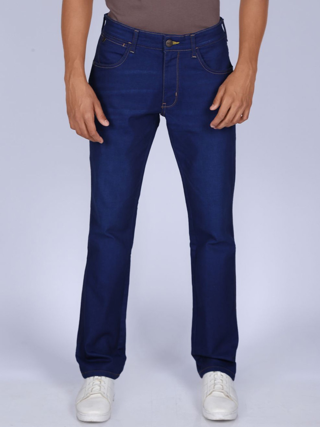 

Wrangler Men Millard Relaxed Fit Light Fade Stretchable Jeans, Blue