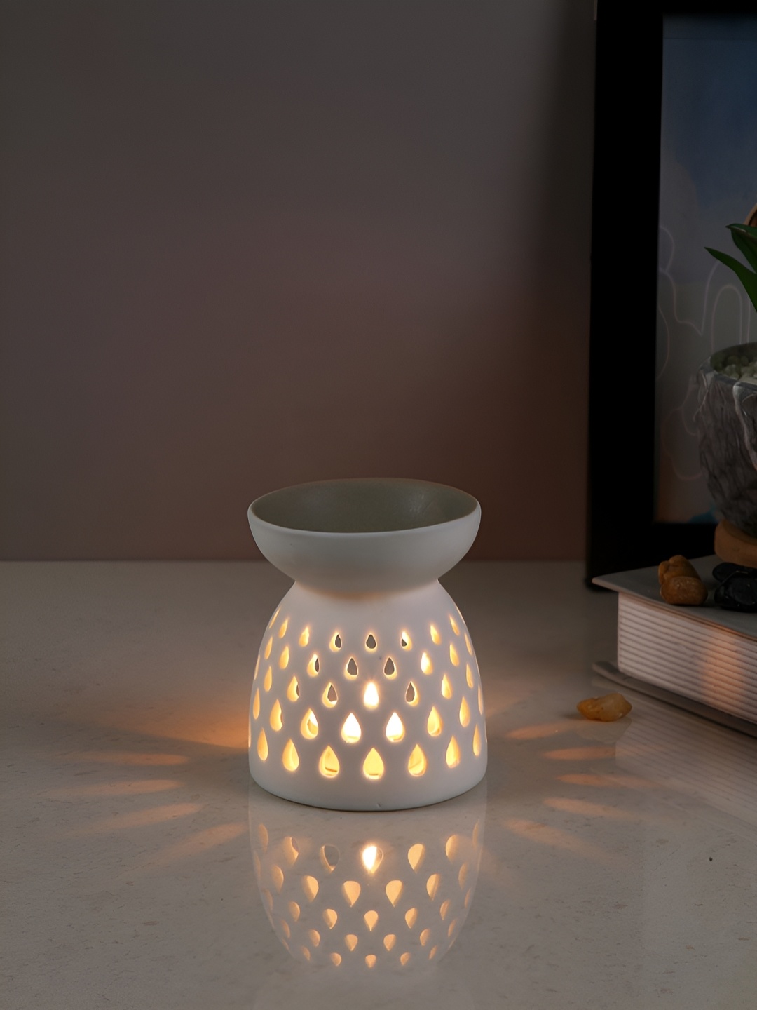 

TAYHAA White Textured Ceramic Aroma OilDiffusers