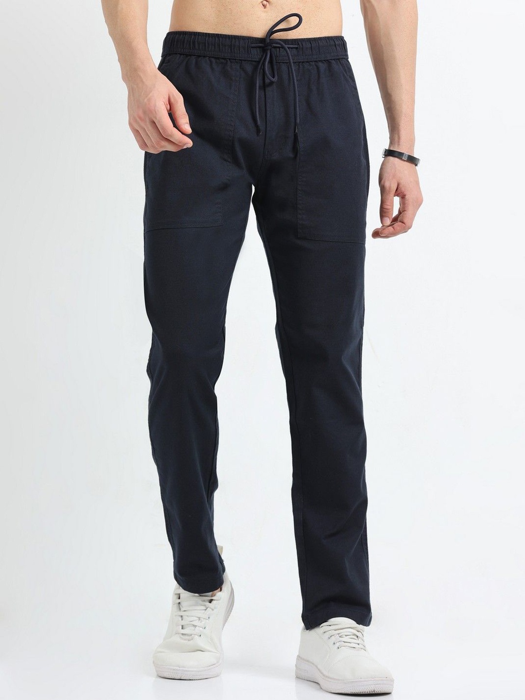 

THE BEETEL HOUSE Men Relaxed Corn Airport Joggers Trousers, Navy blue