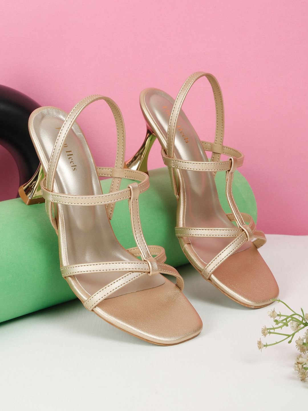 

Flat n Heels Stiletto Pumps with Bows, Gold